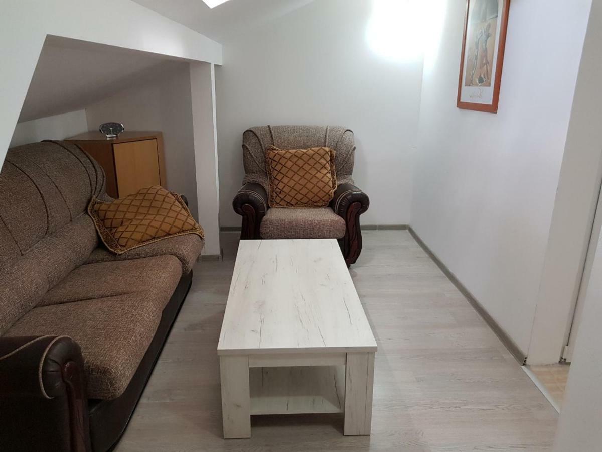 Emi Apartamento Budva Exterior foto